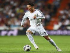 包含文班亚马复出首秀出彩，丹佛掘金主场绝杀明尼苏达森林狼，豪取30连胜的词条